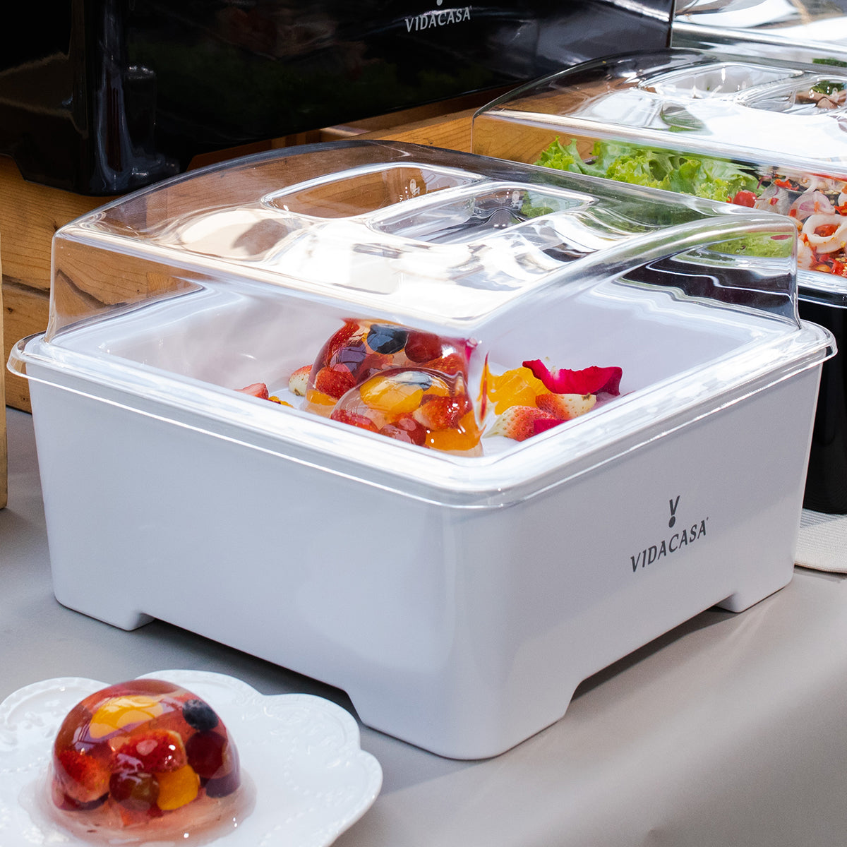 Food covers are essential for good temperature and hygiene control. Classic food covers are designed specifically made for Vidacasa® Classic buffetware equipment.  Made with lightweight ultra clear plastics.