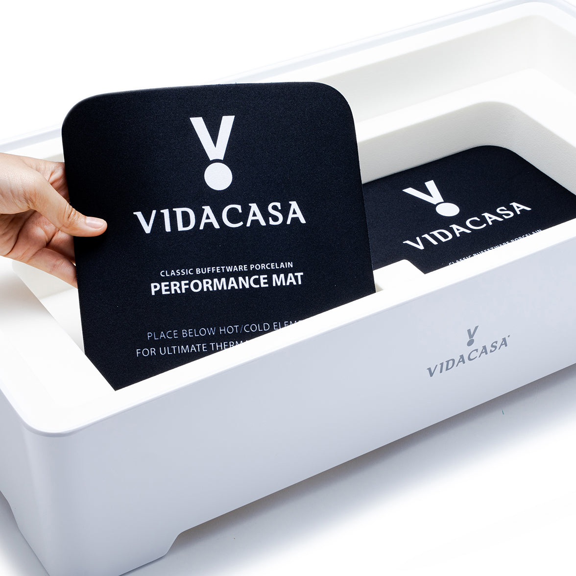 Enhancing the perfect conductivity contact for classic buffetware porcelain plates with H1X cordless warmer.