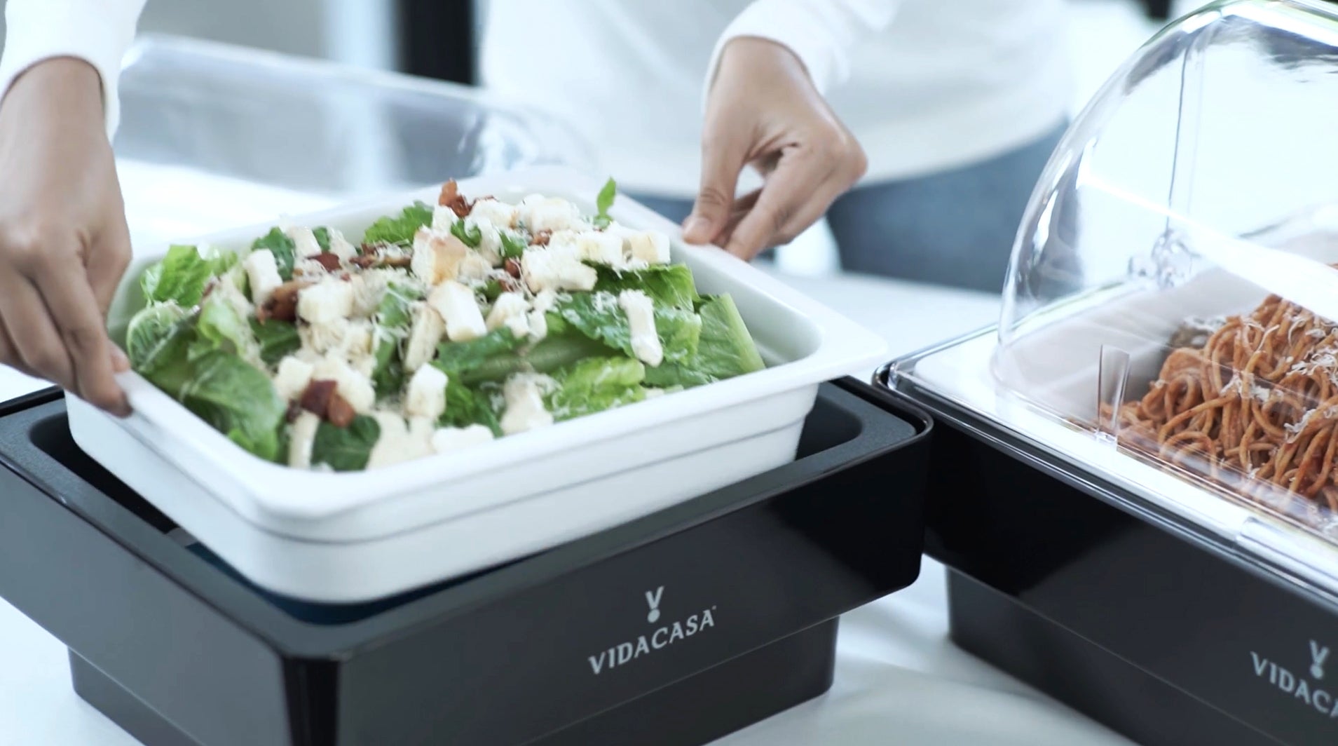 Load video: Quickly explains how to use Vidacasa universal buffet equipment with Vidacasa cooling and warming elments